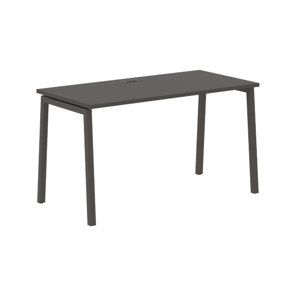 Стол прямой ELST 1367 1360х670х750 EDIS